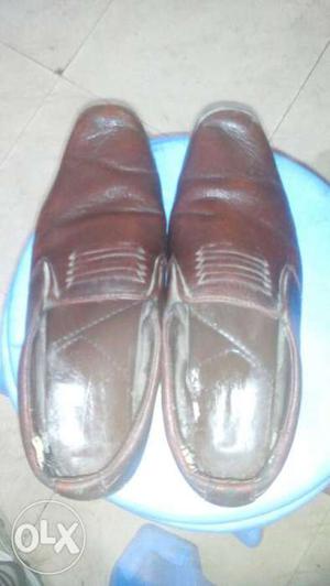 Shoe very good condition.Very low price