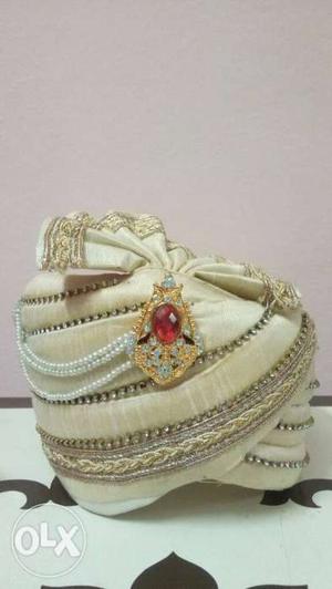 White With Gold And Pearl Turban