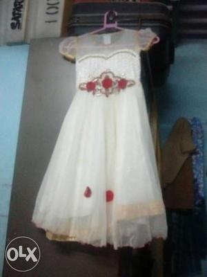 White colour frock for 7 to 8 years old girls