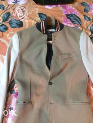 Zara man medium size baseball style jacket. made in turkey.