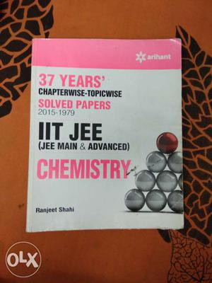 Arihant solved paper with 37 year. iit jee