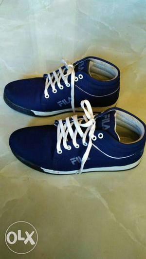 Blue Fila Low Top Sneakers