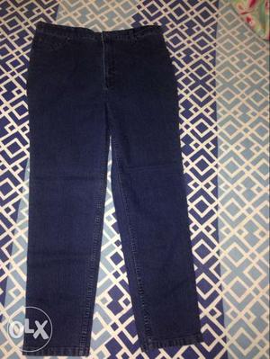 Brand New Ladies Blue Colour Jeans. Size 40"