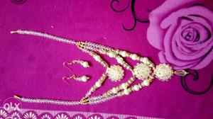 Gold And Diamond Necklace Set