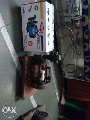 Hydraulic motor for water rise head