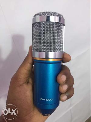 It is BM 800 condencer mic i brought from amazon