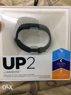 Jawbone UP2 Fitness bAnd very good quality band