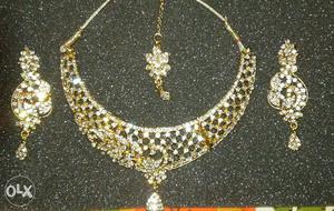 Silver Diamond Jewelry Set
