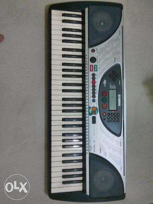 Yamaha psr 240 synthesizer