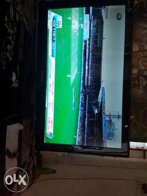 Samsung 32 Inches LCD, Good condition