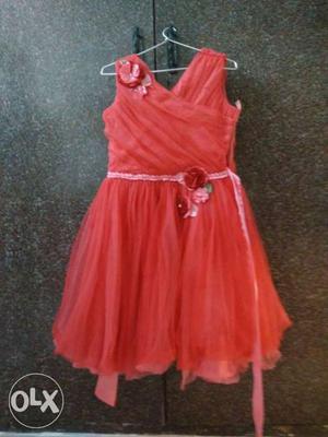 A beautiful party frock for girl size 38 ideal