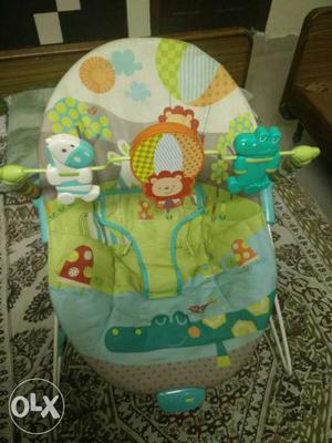Baby bouncing chair for infants 0 to 18 months