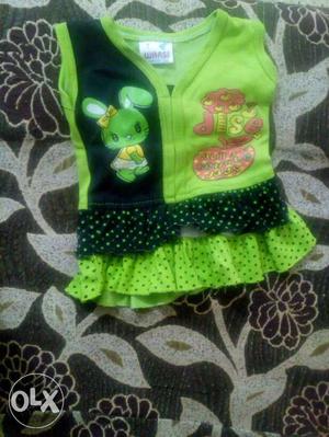 Baby frock 0 to 6months baby Never used.From Australia.