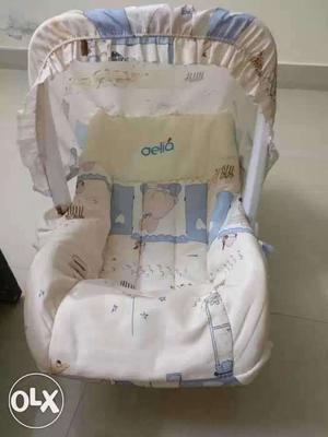 Baby's White And Blue Della Car Seat Carrier