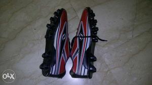 HDL brand new football shoes