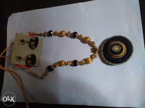 Hand made Silk thread necklace and stred