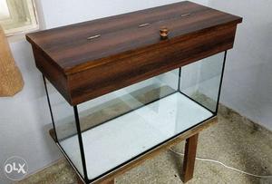 2.5 feet aquarium with wooden cover and LED