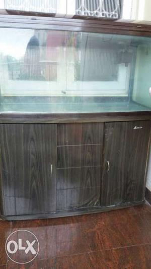 China make fish tank3 1/2ft by 1 1/2 ft sparingly