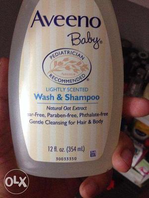Avveno baby wash and shampoo natural oat extract