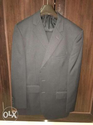 Dark grey suit- Louis phillip size 42