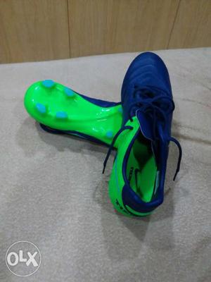 Nike football boots brand new size 7