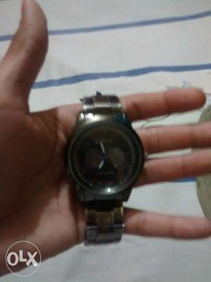 This watch is positie company