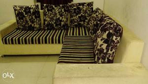 Black And White Fabric Floral Sectional Sofa