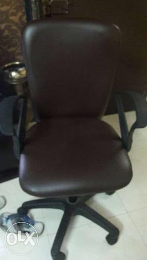 Office /Counter Chair only 1 year used. In