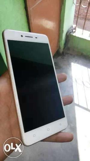 Oppo a37 in new condition about 5-6 month