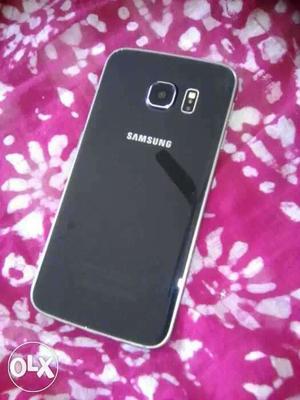 Samsung Galaxy s6 edge in brand new condition.