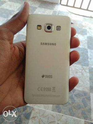 Samsung galaxy A3 1gb ram 16 gb rom 4.7 inch 8mp