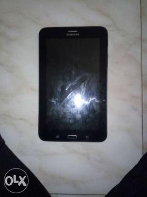 Samsung tablet and 4 months old good condition