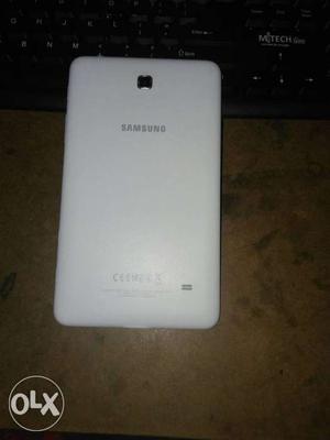 Samsung tablet is for sale just used 3 months