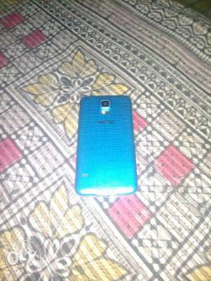 This phone is very good conditions samsung s5