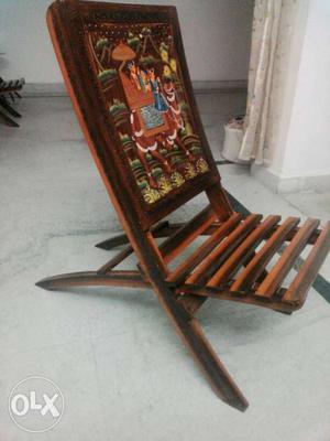Two pairs of folding traditional print chairs for a perfect