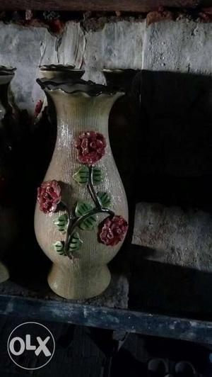 Very beautiful flower pot...New 1 fit hight