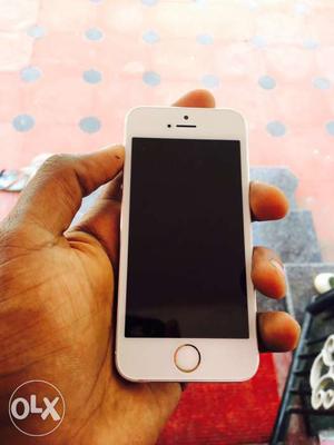 Very neat iPhone 5S gold 16 GB with full kit