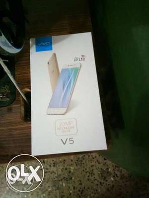 Vivo V5 crown Gold Brand New Sealed Pack with