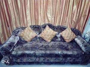 5 seater mahraja sofa set in good condition in