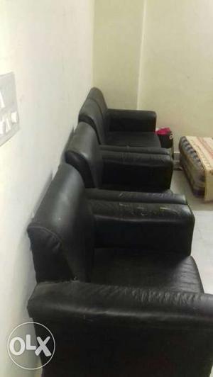 5 seater sofa with good condition....