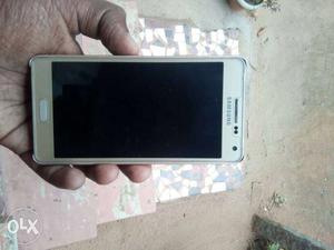 Good condition 1year old samsung a5 2gb ram 13mp cam 5mp