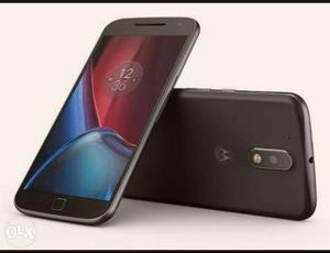 Moto g4 plus for sale 1 year completes in june
