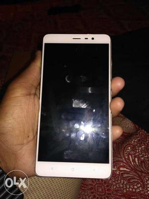 My mobile phone I was is good condition mi