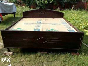 New wooden double bed with box