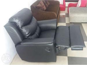 Recliner chair available in lowest price