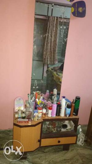 Used 5yrs Dressing Table in good condition