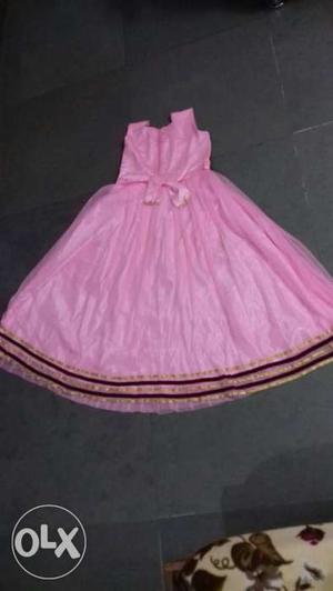 I Want To Sell My Baby Pink Frock