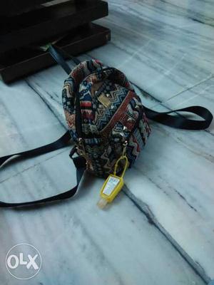Small cute and strong bag want to sell urgently