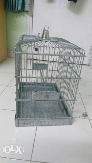 Strong galvanized strong new cage, hardly used