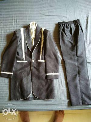 Tuxedo suit / Blazer / Coat for kids 5-6 years